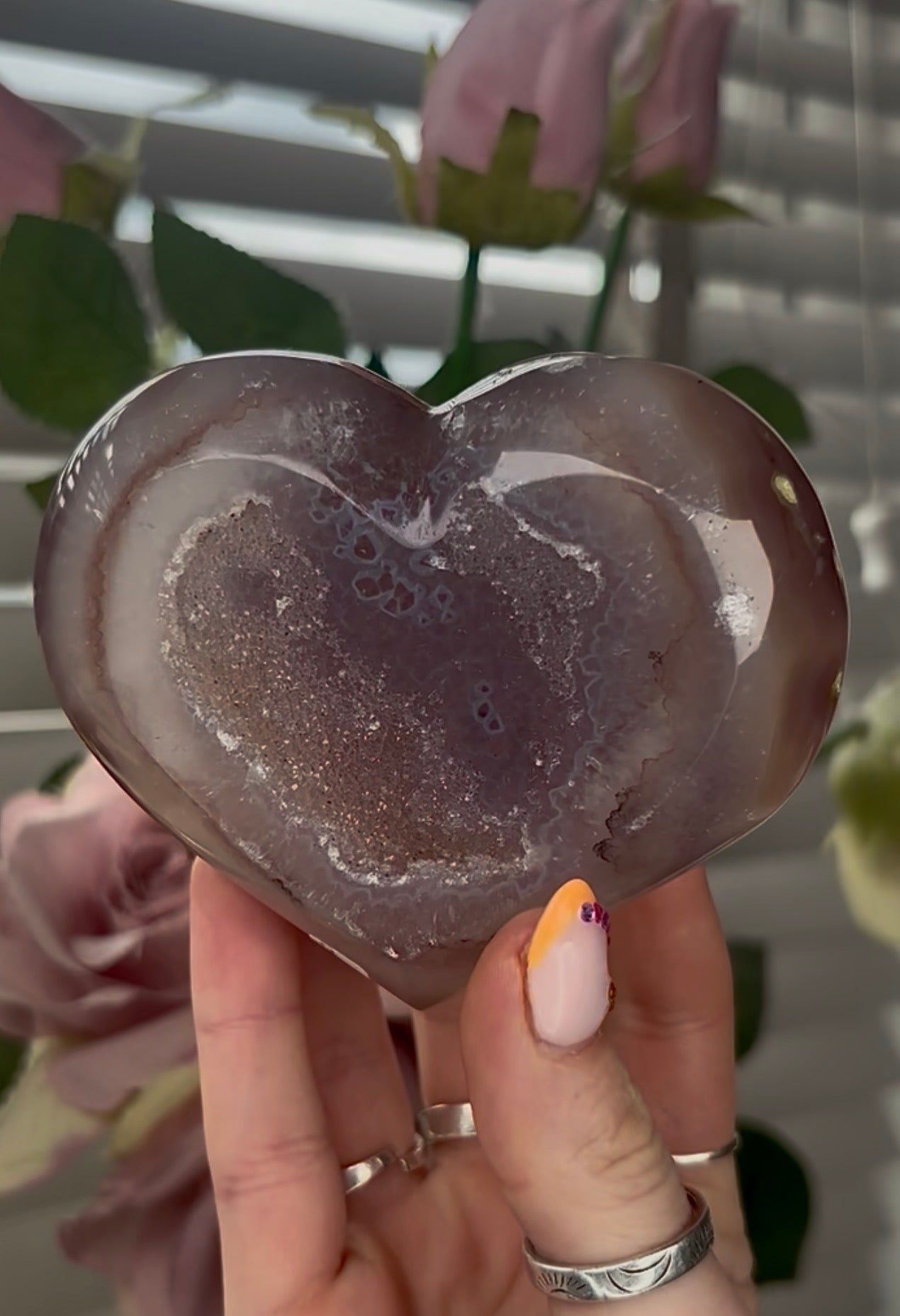 Beautiful, high quality, agate heart with druzy - stand included