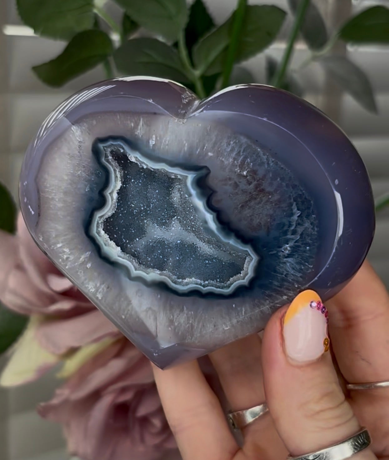 Gorgeous, blue agate heart, with druzy ( I believe this heart is part dyed & part natural) - comes with stand