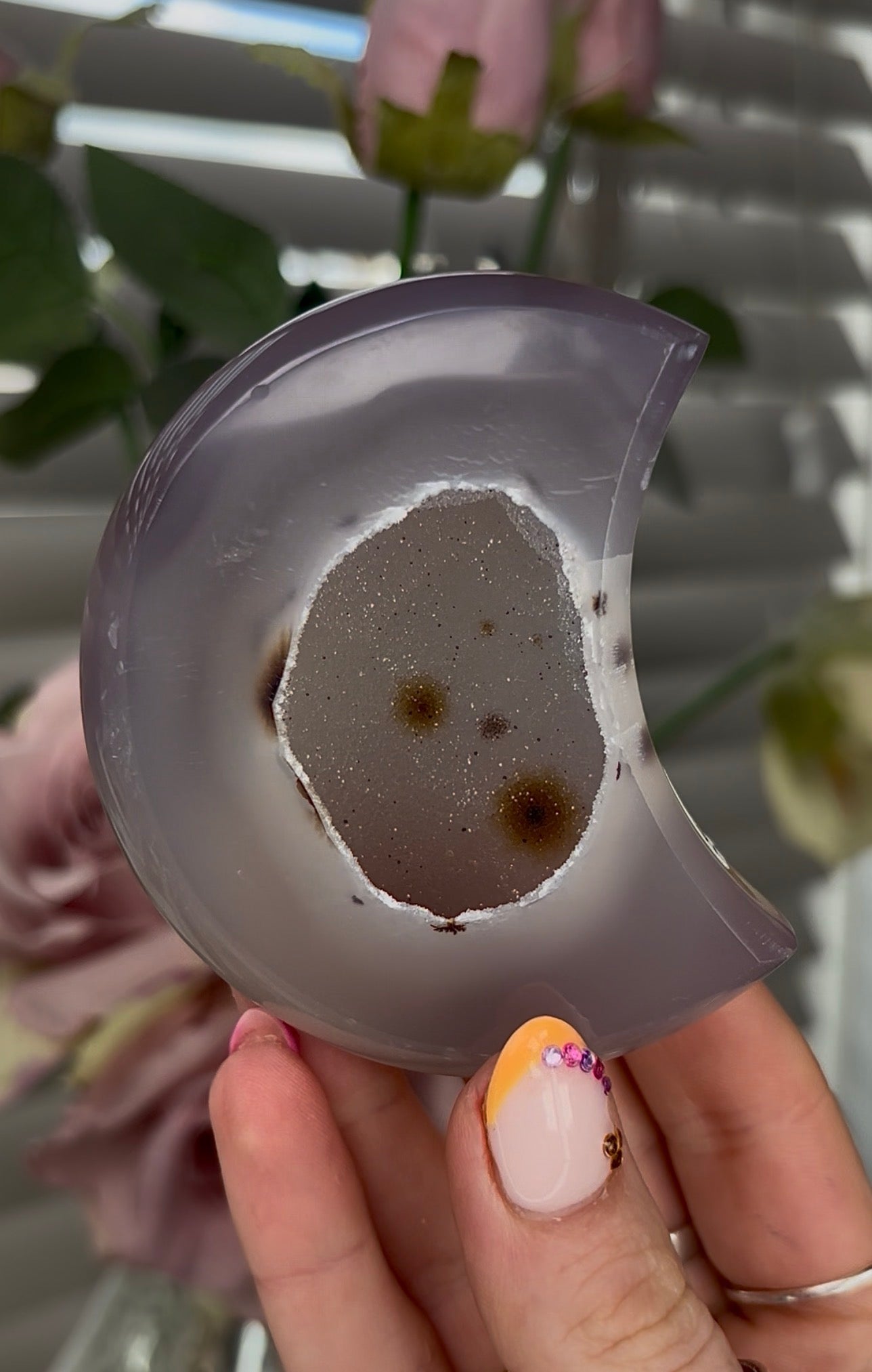 Beautiful, agate moon with druzy - stand included