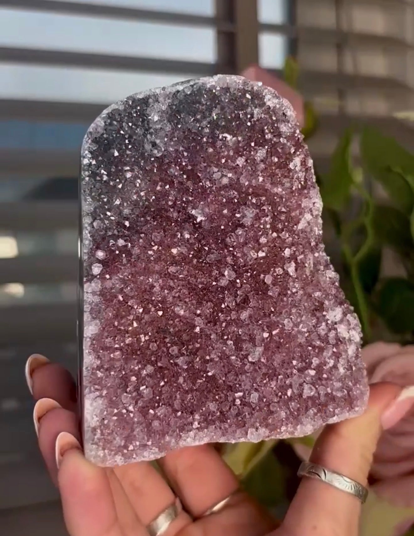 High quality Pink toned amethyst cutbase