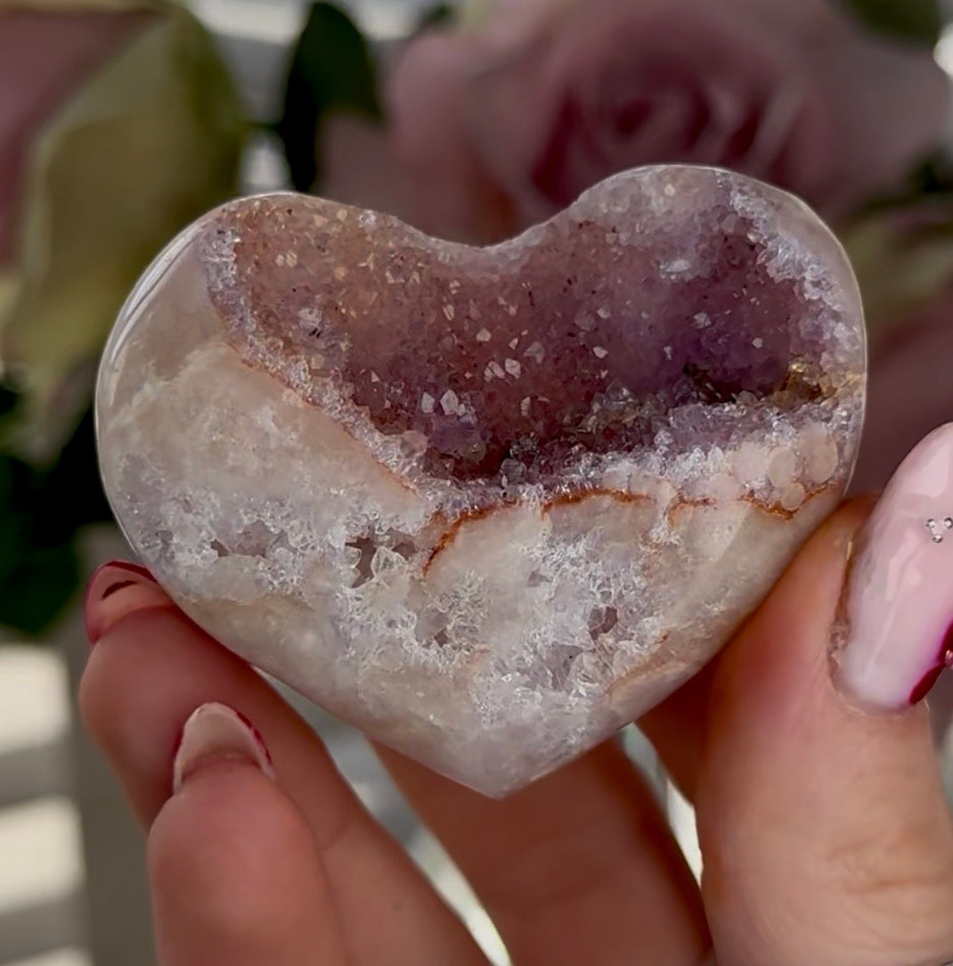 Hq mini pink amethyst heart with druzy - comes with stand