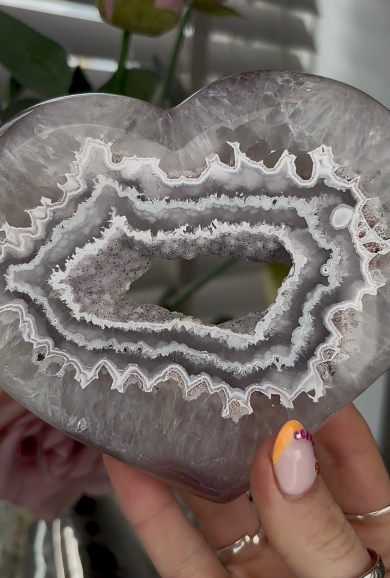 Beautiful, high grade, banded agate heart with druzy - stand included