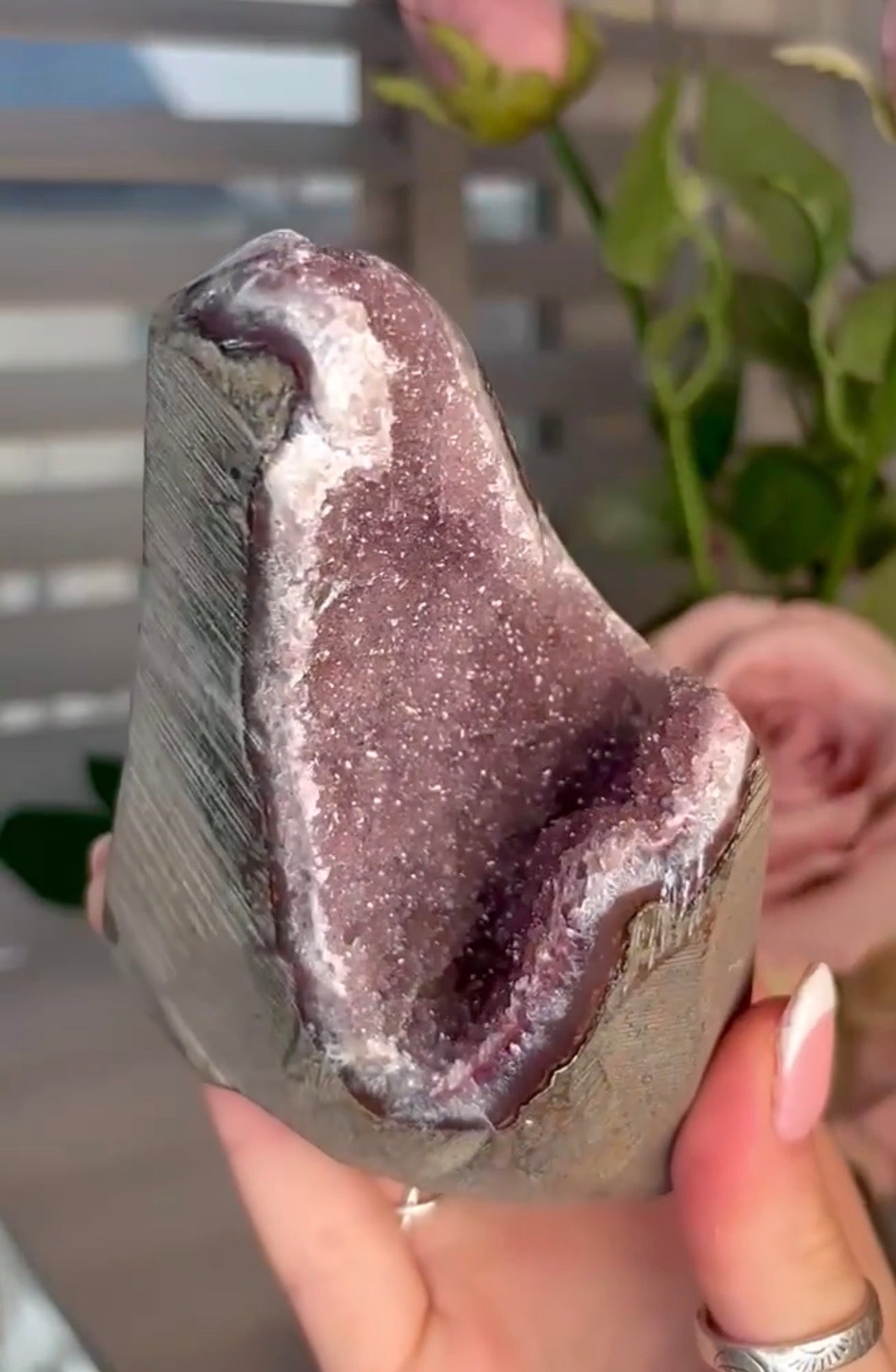 Pink toned amethyst cutbase