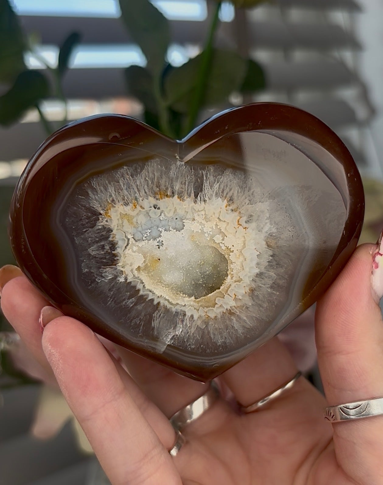 Beautiful, chocolate agate heart with druzy - stand included