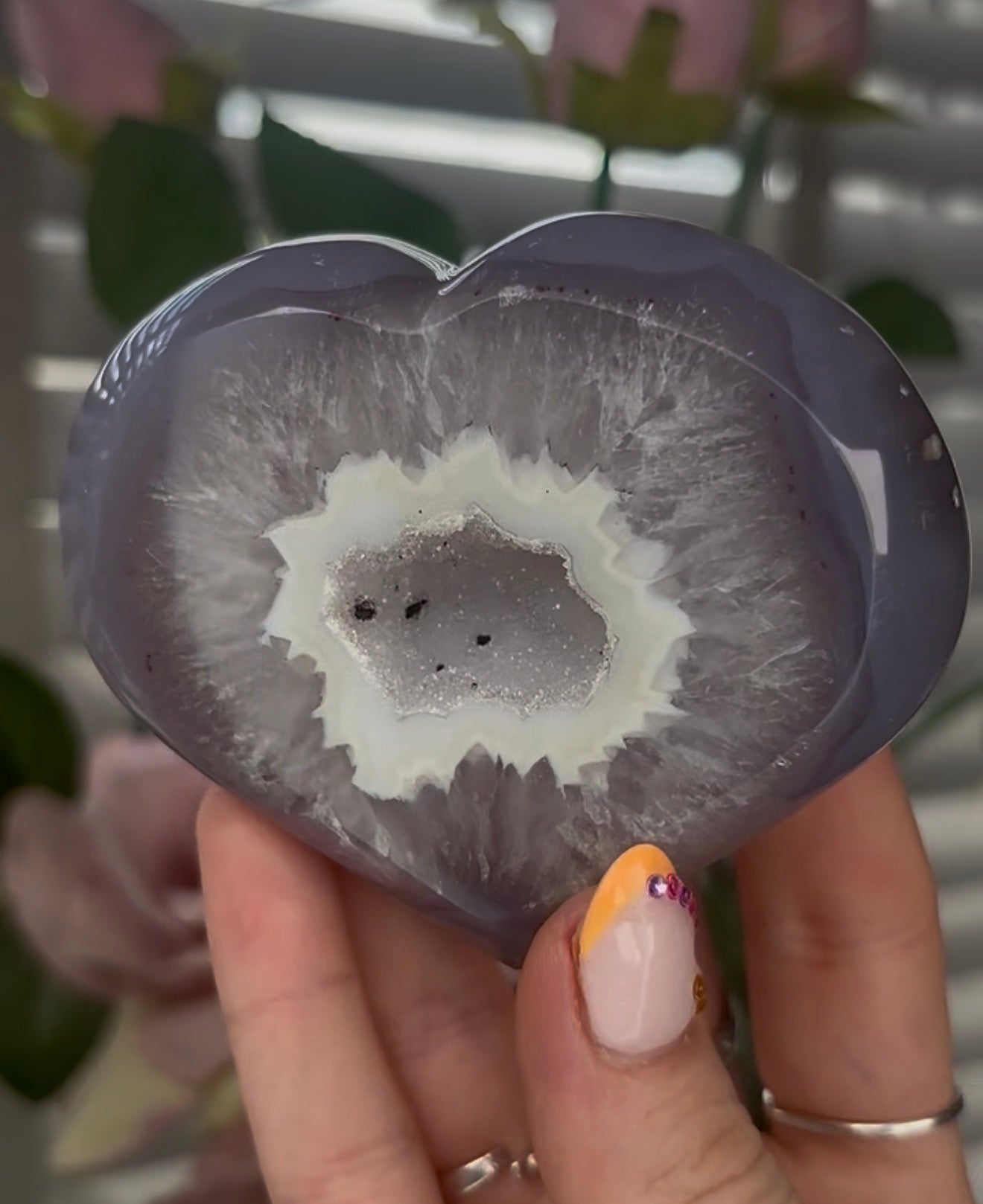 Beautiful, high quality, agate heart with druzy - stand included