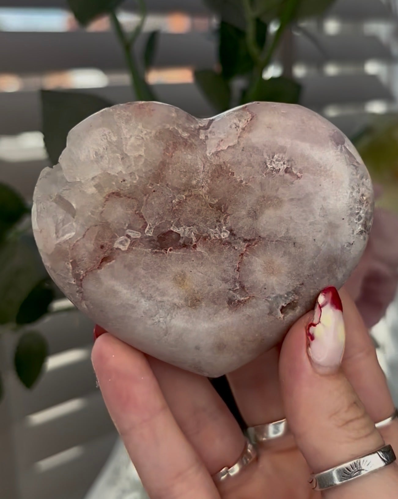 pink amethyst heart - comes with stand (8.2cm)
