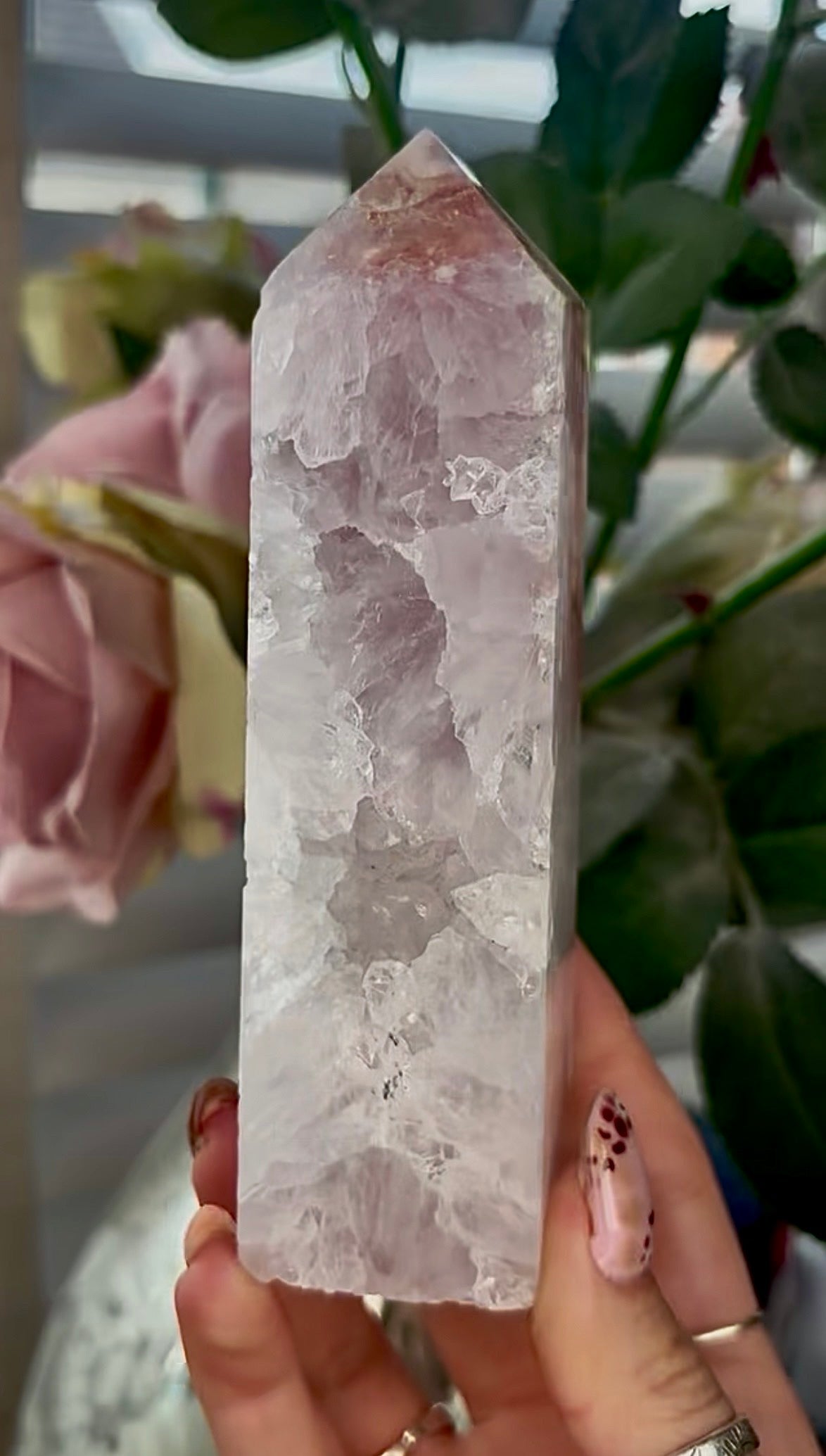 High grade, Pink amethyst, Flower agate tower with high clarity quartz