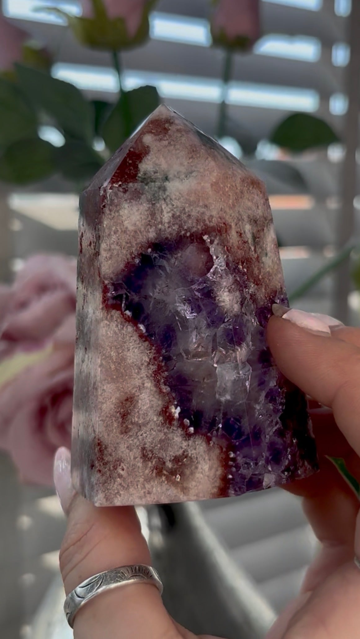 Beautiful, high quality, Pink amethyst tower with red tones, purple quartz 8.8cm