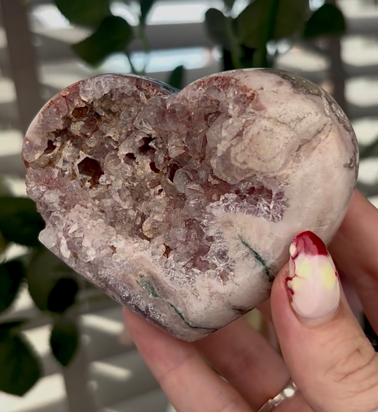 pink amethyst heart - comes with stand 8.5cm