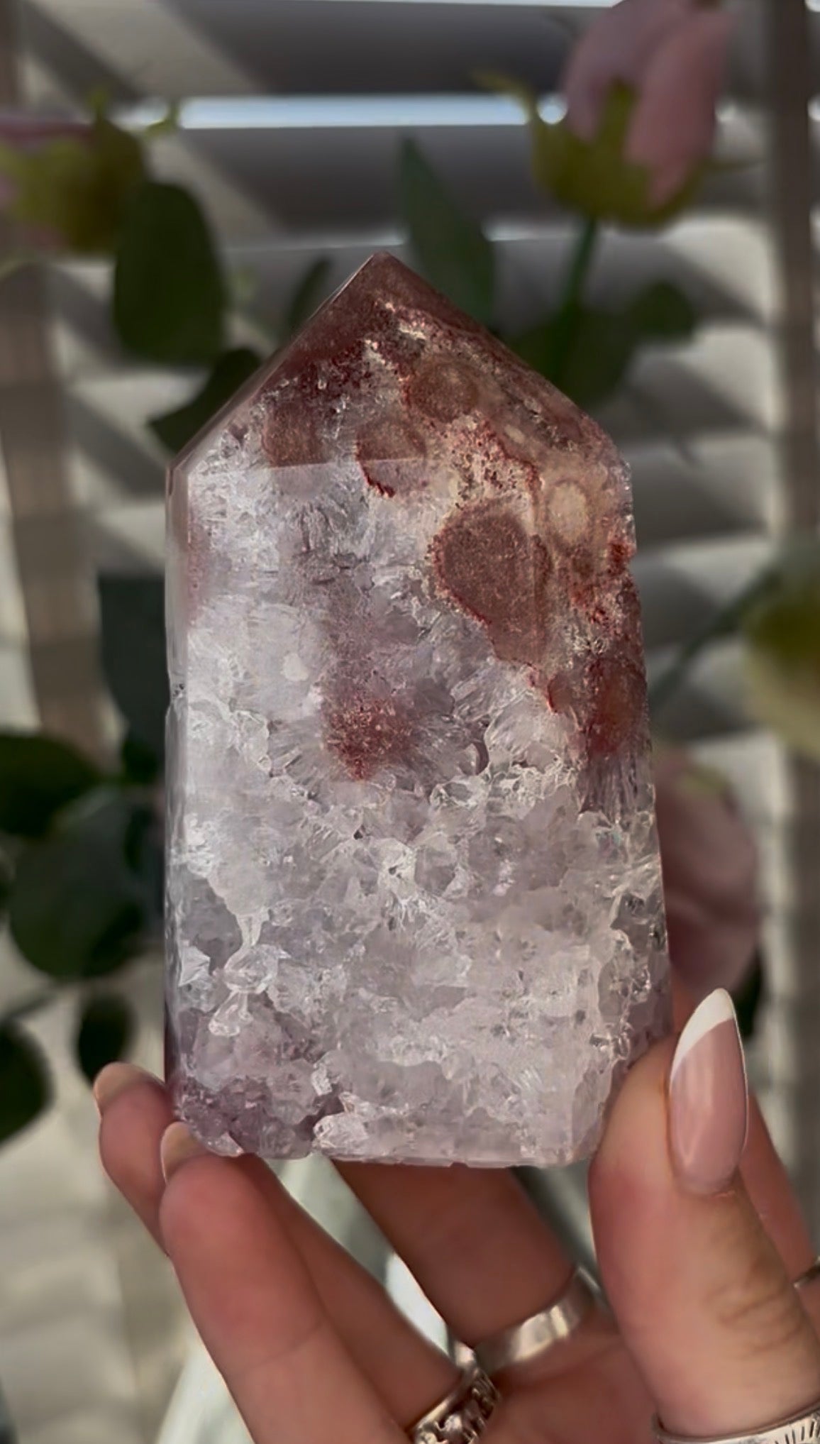 Beautiful, high quality, Pink amethyst tower 9.5cm(h) by 6cm(w)