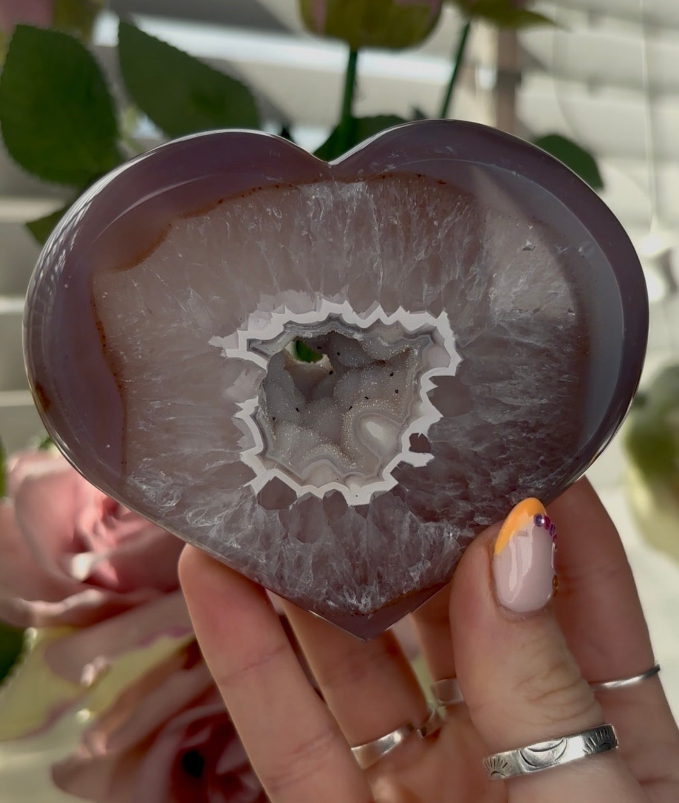 Beautiful, high quality, agate heart with druzy - stand included