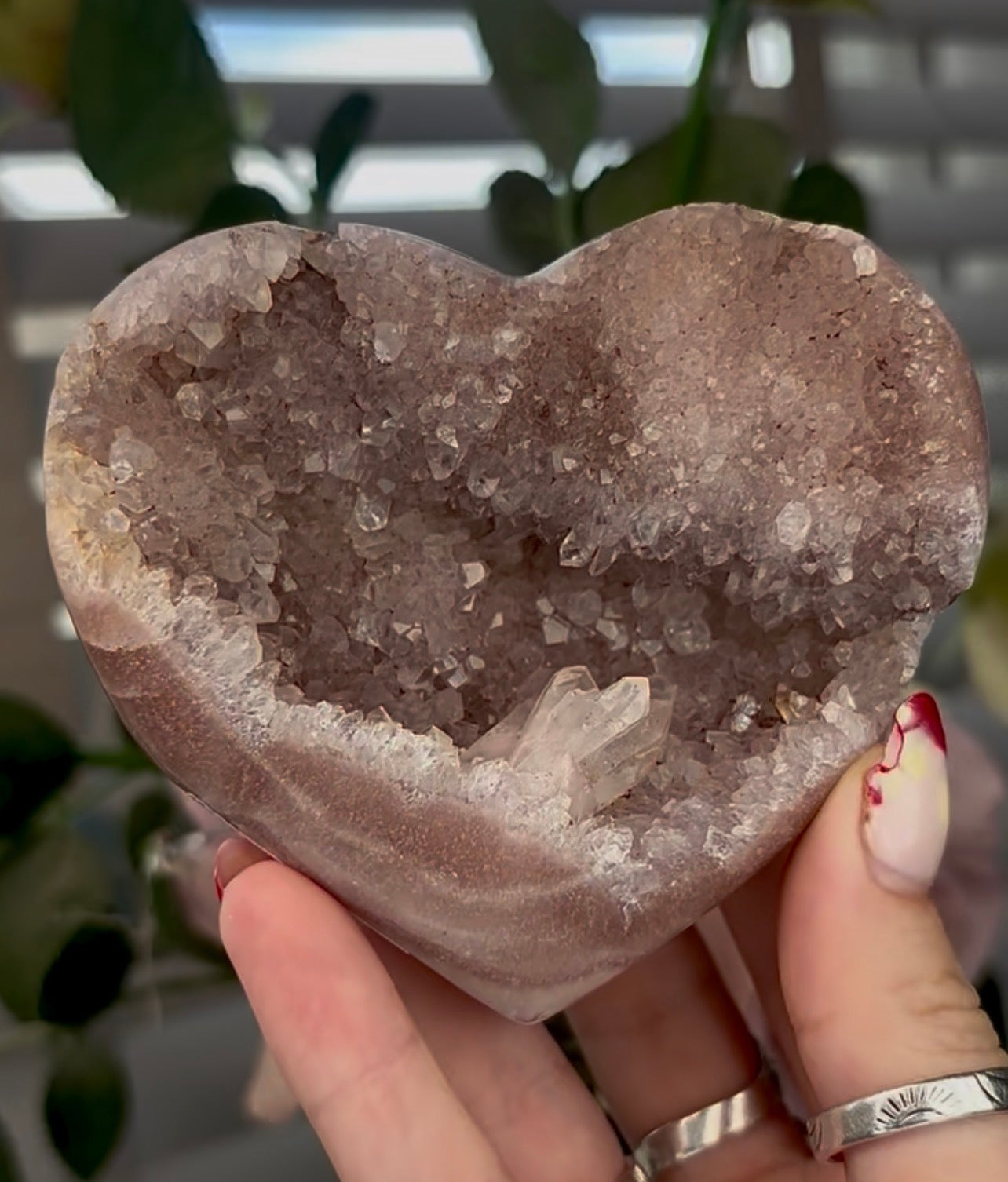 Druzy pink amethyst heart - comes with stand (9.5cm)