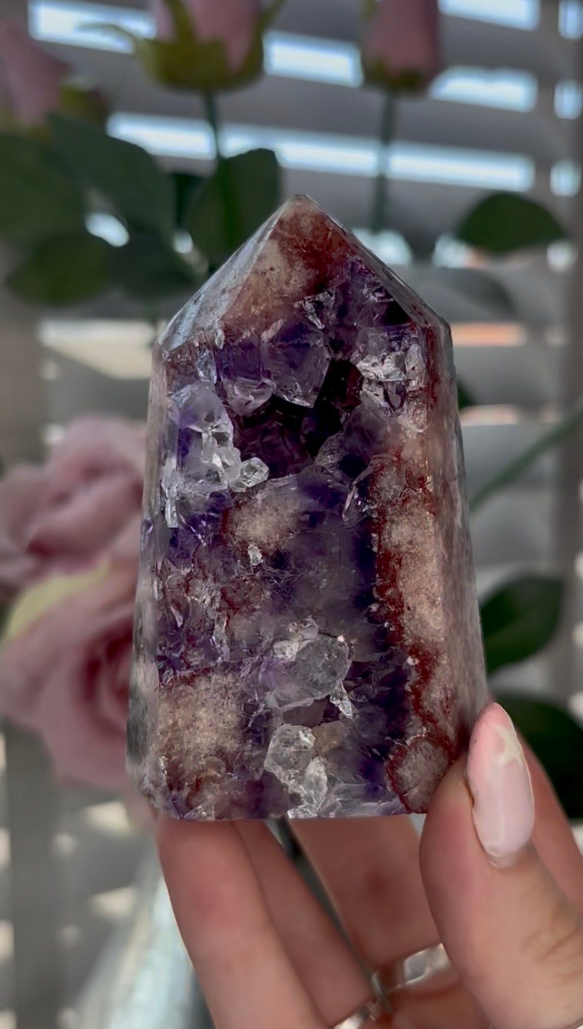 Beautiful, high quality, Pink amethyst tower with red tones, purple quartz 8.8cm