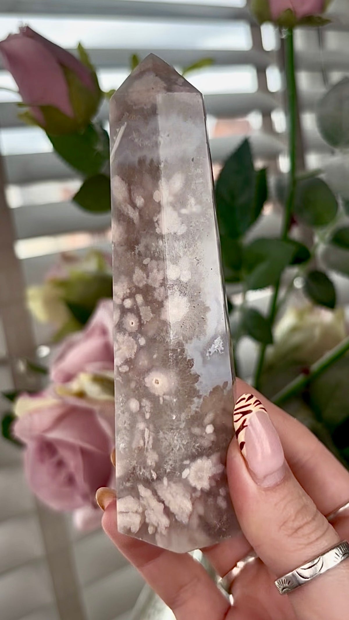 Stunning!! Super high quality, Druzy, green chlorite x blue flower agate tower