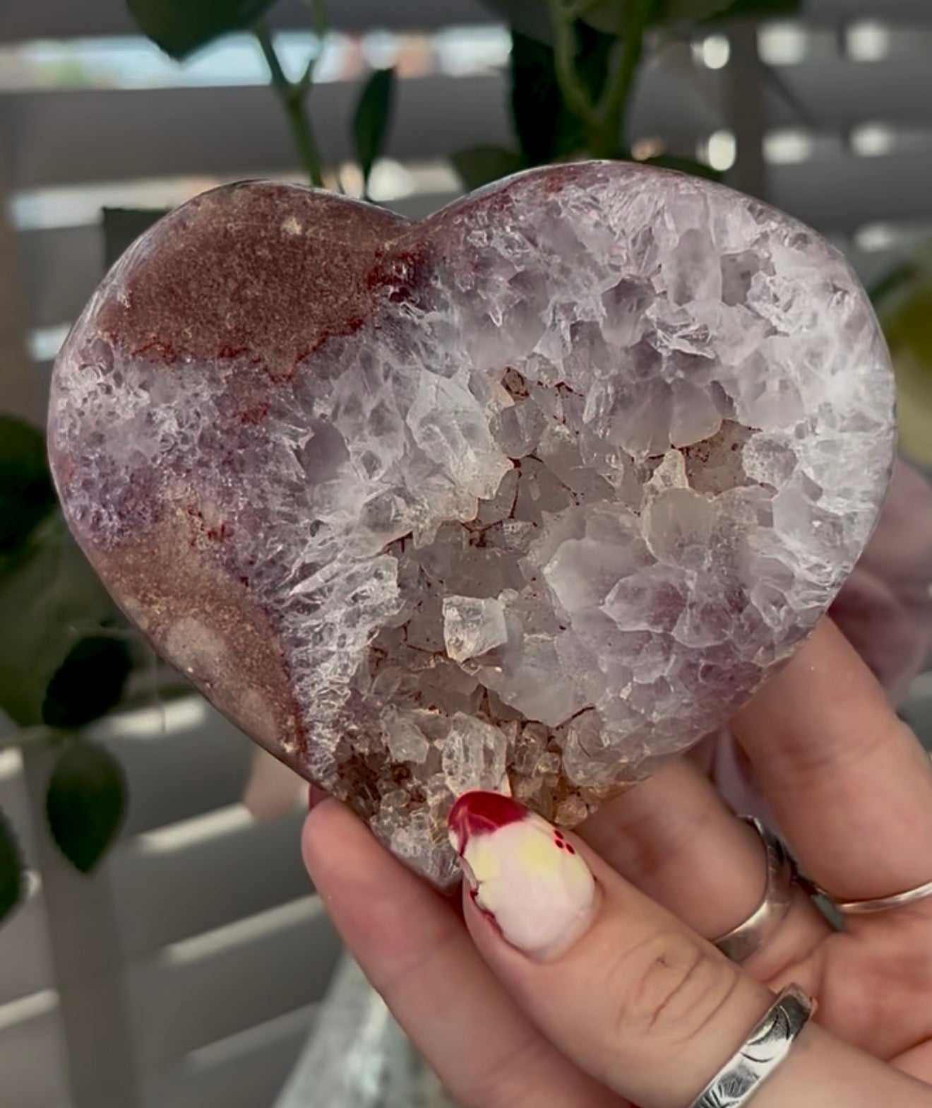 Beautiful pink amethyst heart with quartz - comes with stand (10.8cm)