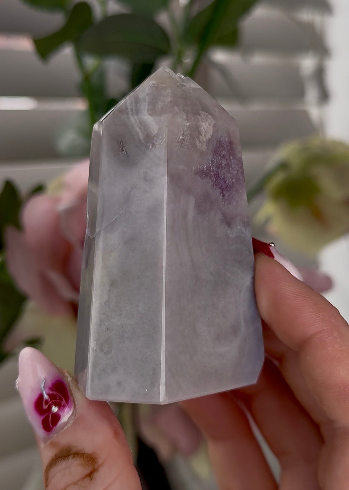 High quality Pink amethyst tower in lilac tones 8cm(h) 5cm(w)