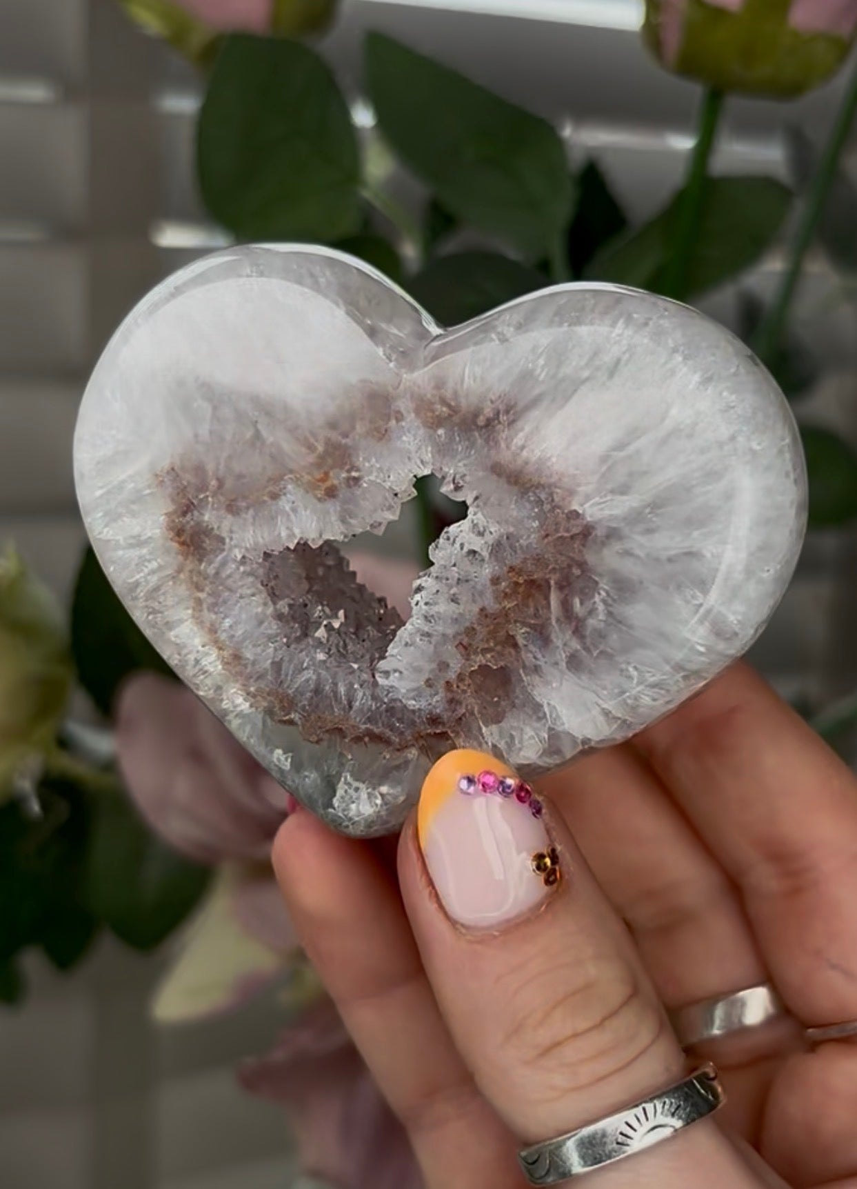 Beautiful, high grade, agate heart with druzy - comes with stand