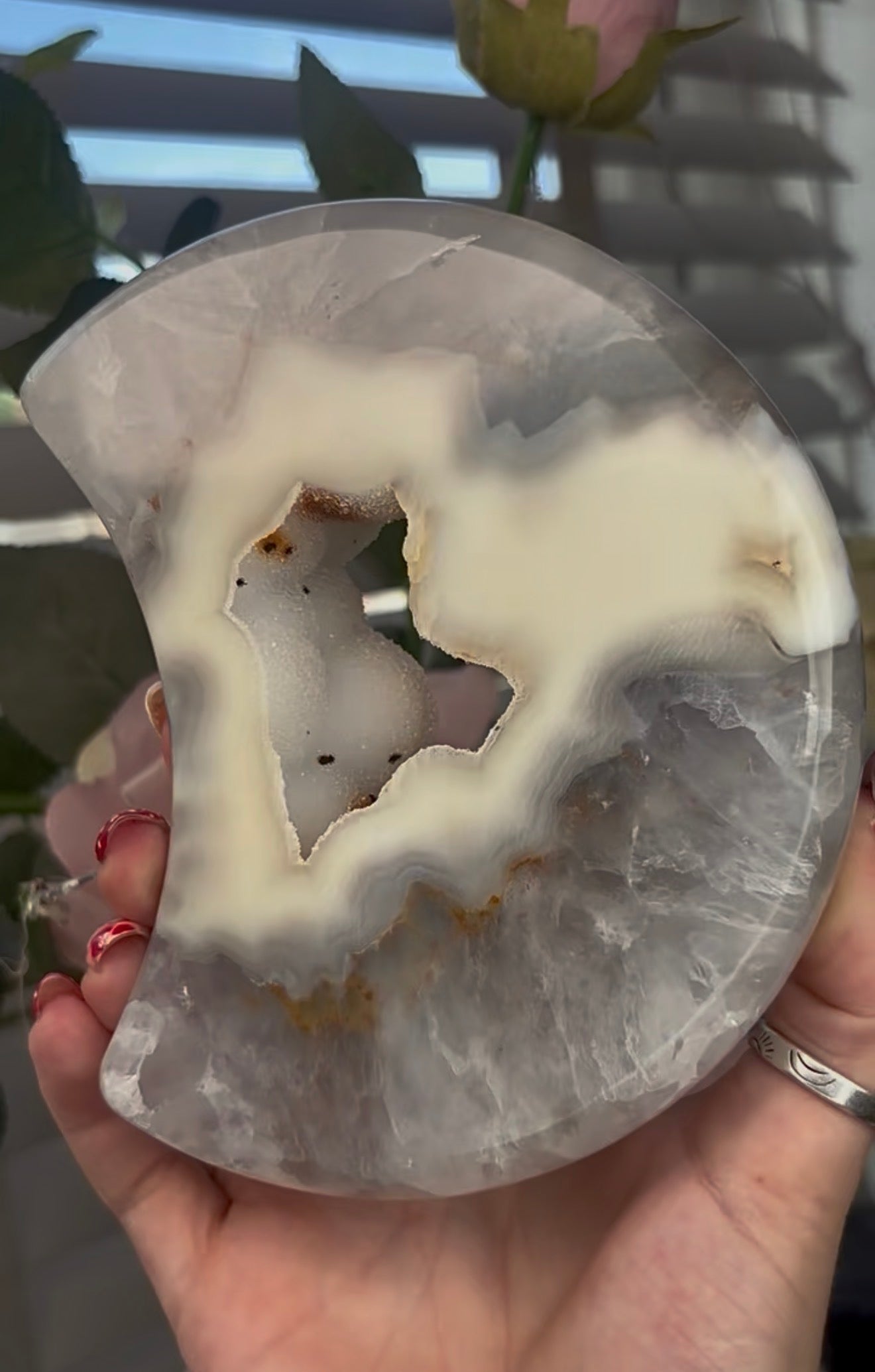 Beautiful, high quality, agate moon with druzy - stand included