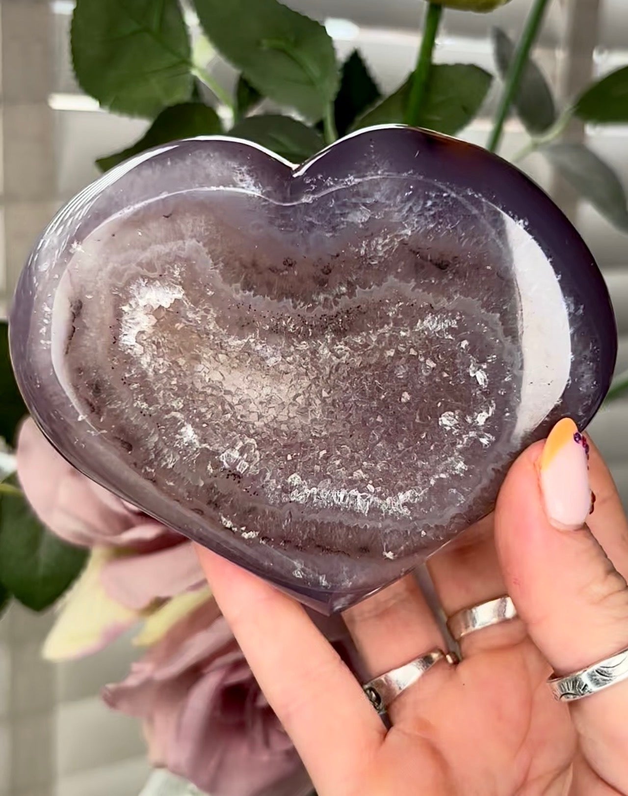 Beautiful, high grade, agate heart with druzy - comes with stand
