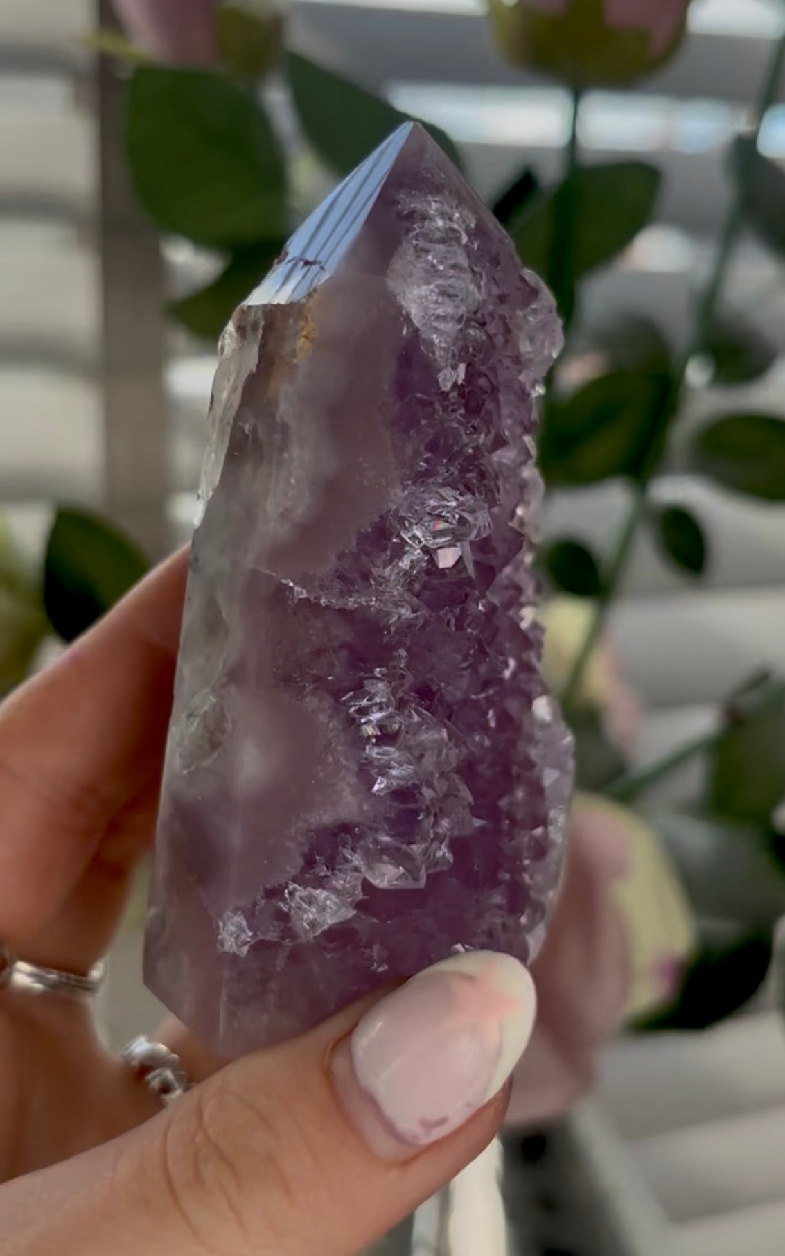 Incredible, high quality, Pink amethyst tower in lilac tones with vibrant tones