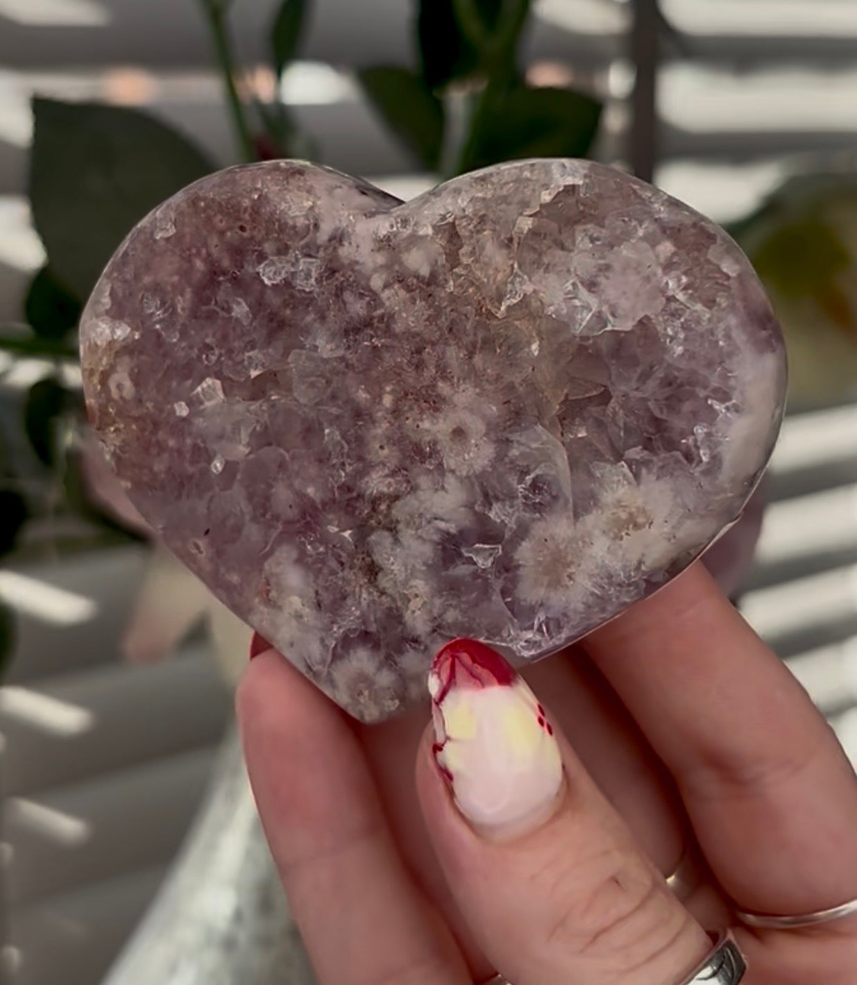 pink amethyst heart - comes with stand 8.5cm