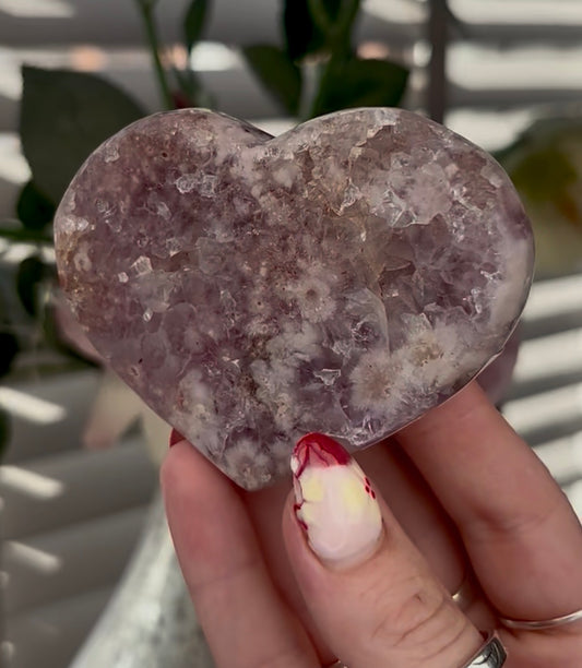 pink amethyst heart - comes with stand 8.5cm