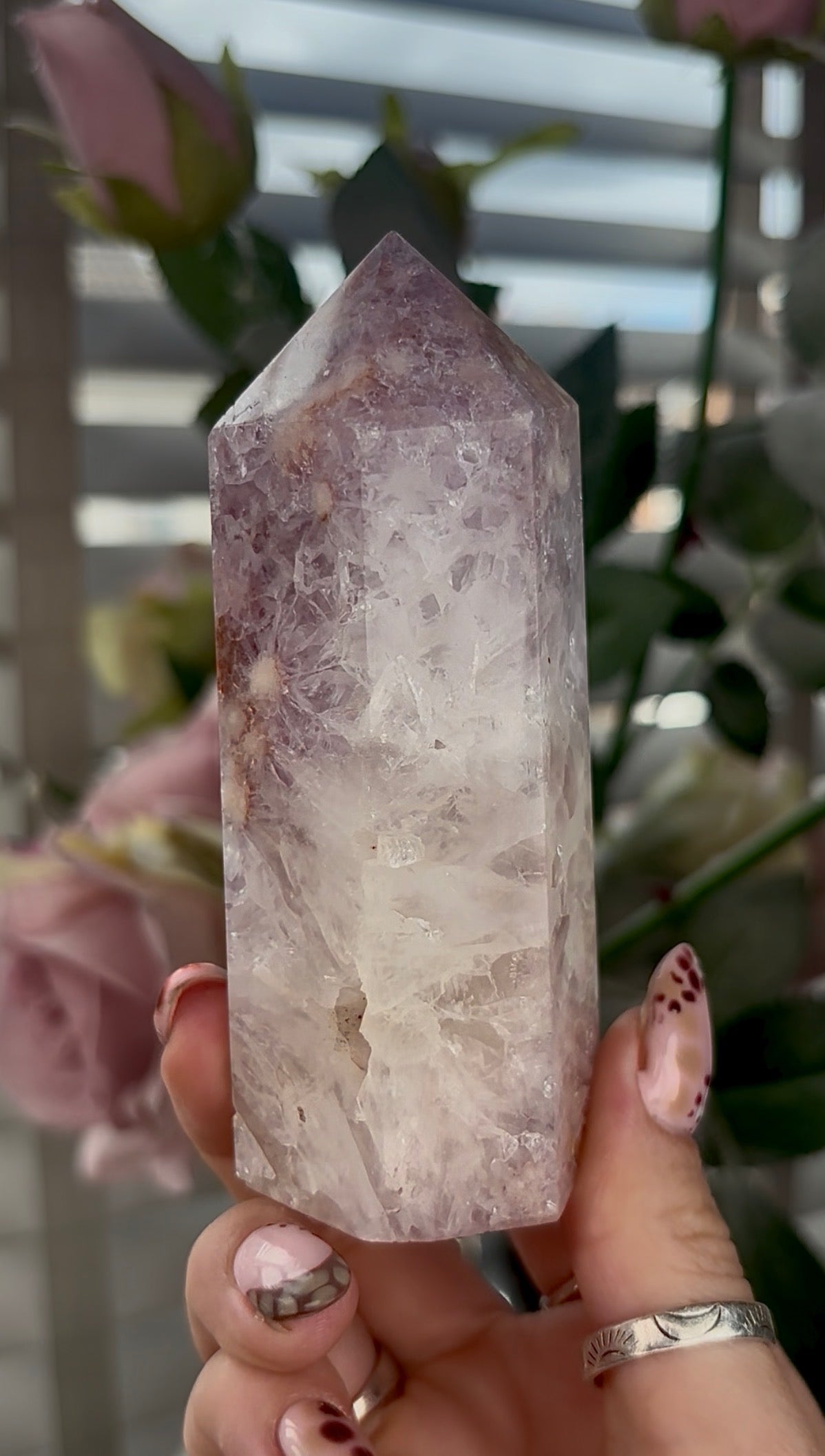 High grade, Amethyst Flower agate tower with quartz