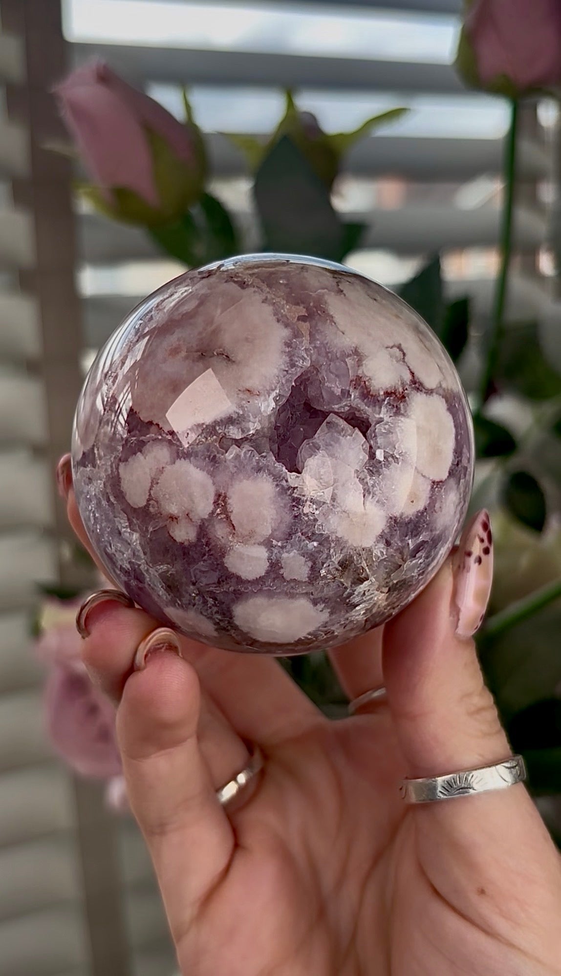 High grade, amethyst Flower agate sphere with high clarity quartz