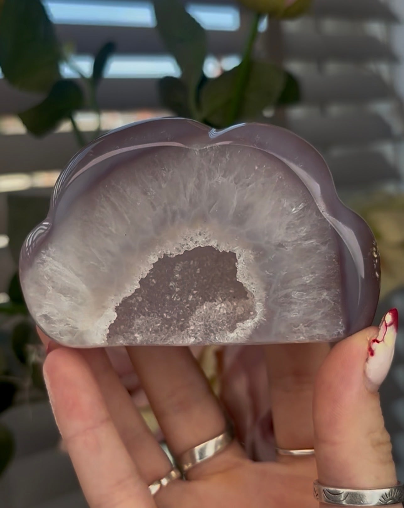Beautiful, agate cloud with druzy