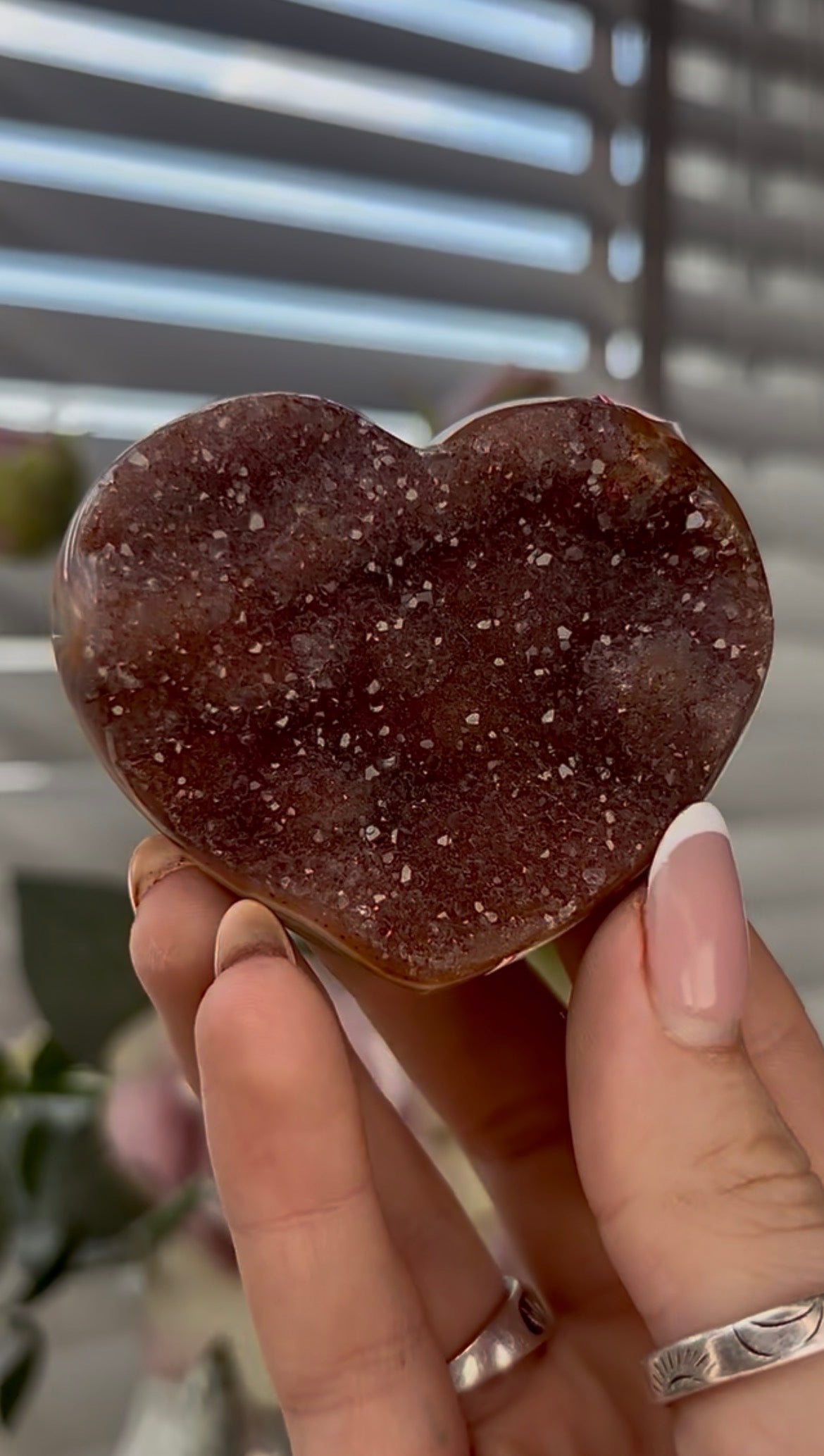 Uruguay amethyst heart - comes with stand