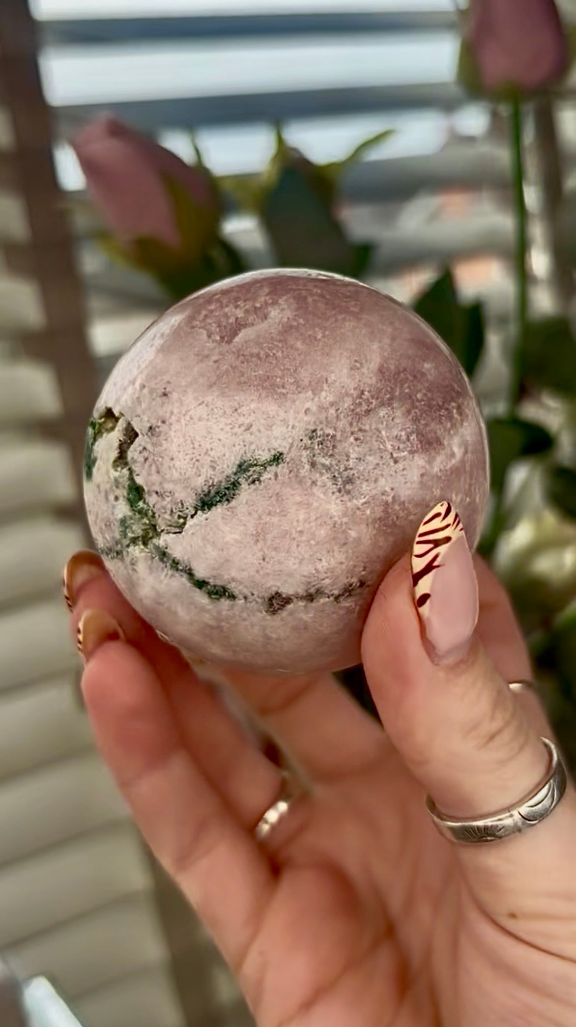gorgeous perfect, pink amethyst sphere  & Green jasper 390g 7cm