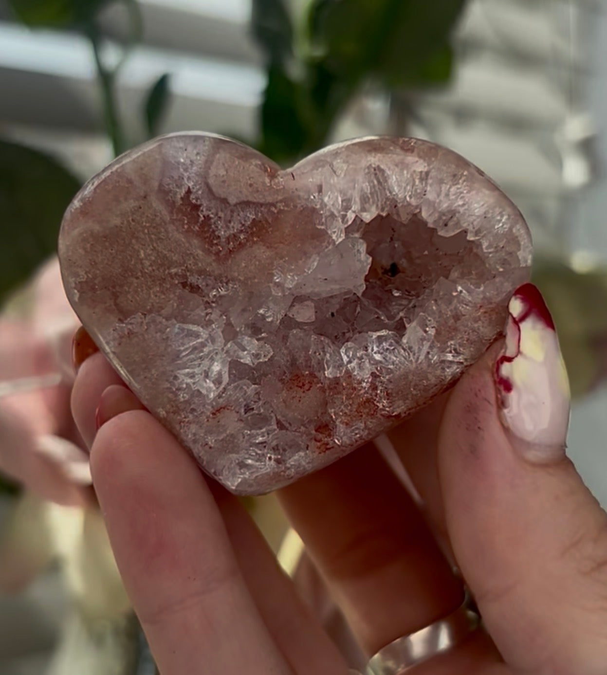 Hq Mini pink amethyst heart - comes with stand