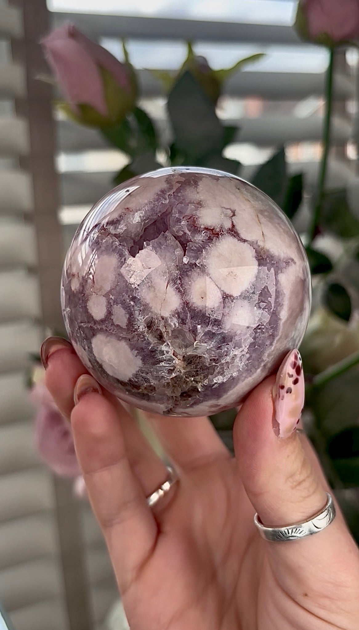 High grade, amethyst Flower agate sphere with high clarity quartz