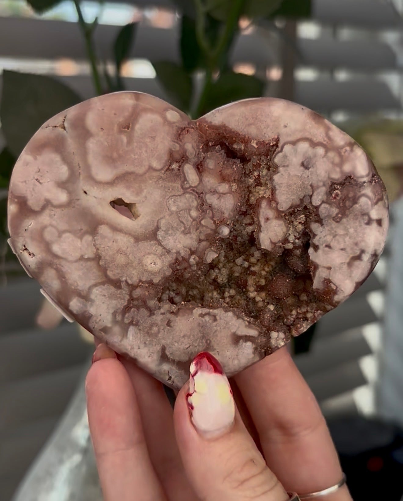 Druzy pink amethyst heart - comes with stand (10cm)