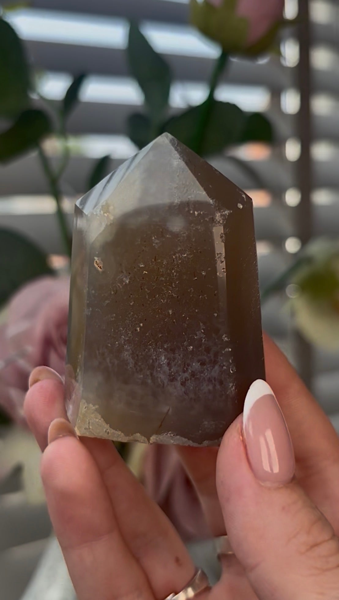 Beautiful, agate tower with druzy