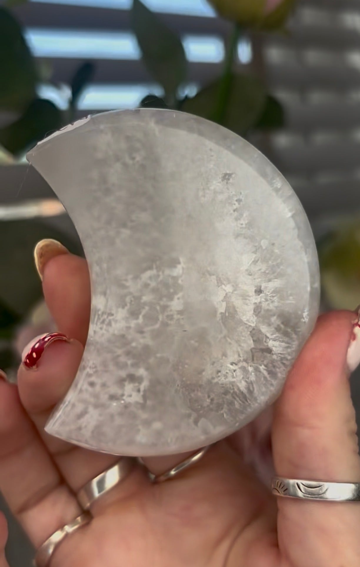 Beautiful, agate moon with druzy - stand included
