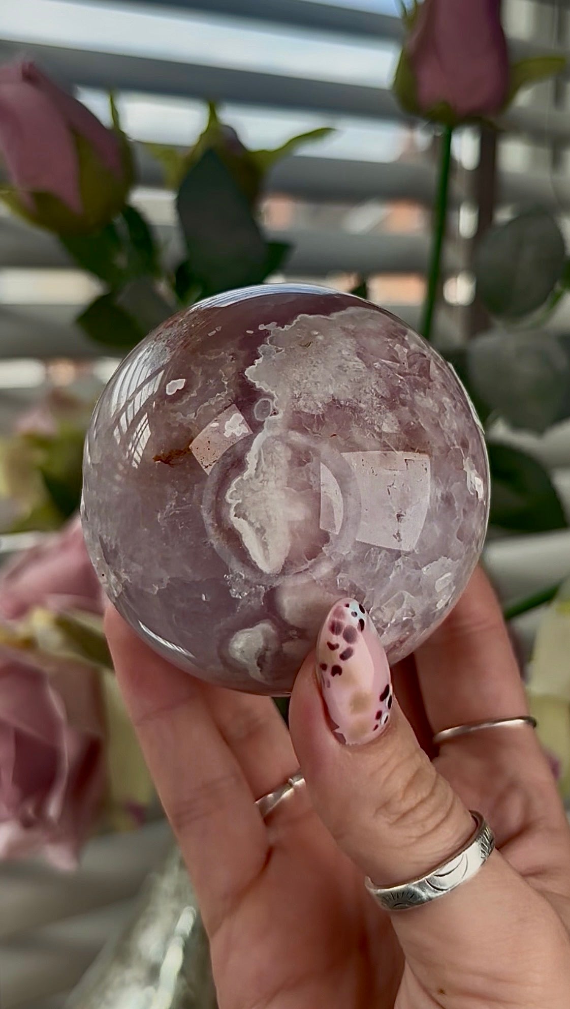 High grade, amethyst Flower agate sphere with high clarity quartz