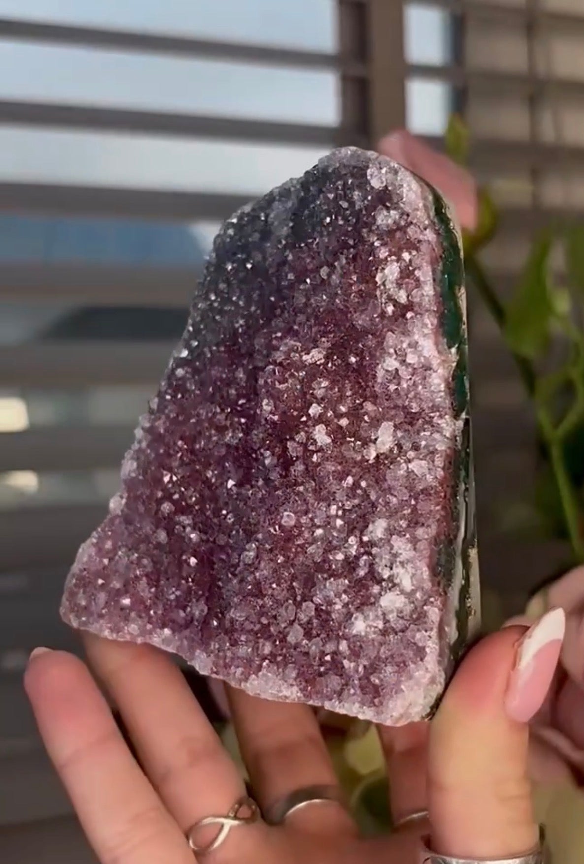 High quality Pink toned amethyst cutbase