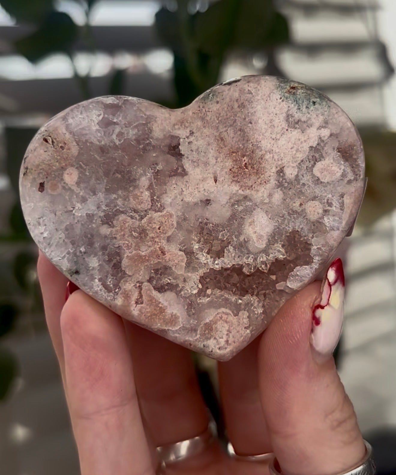 pink amethyst heart - comes with stand 7cm