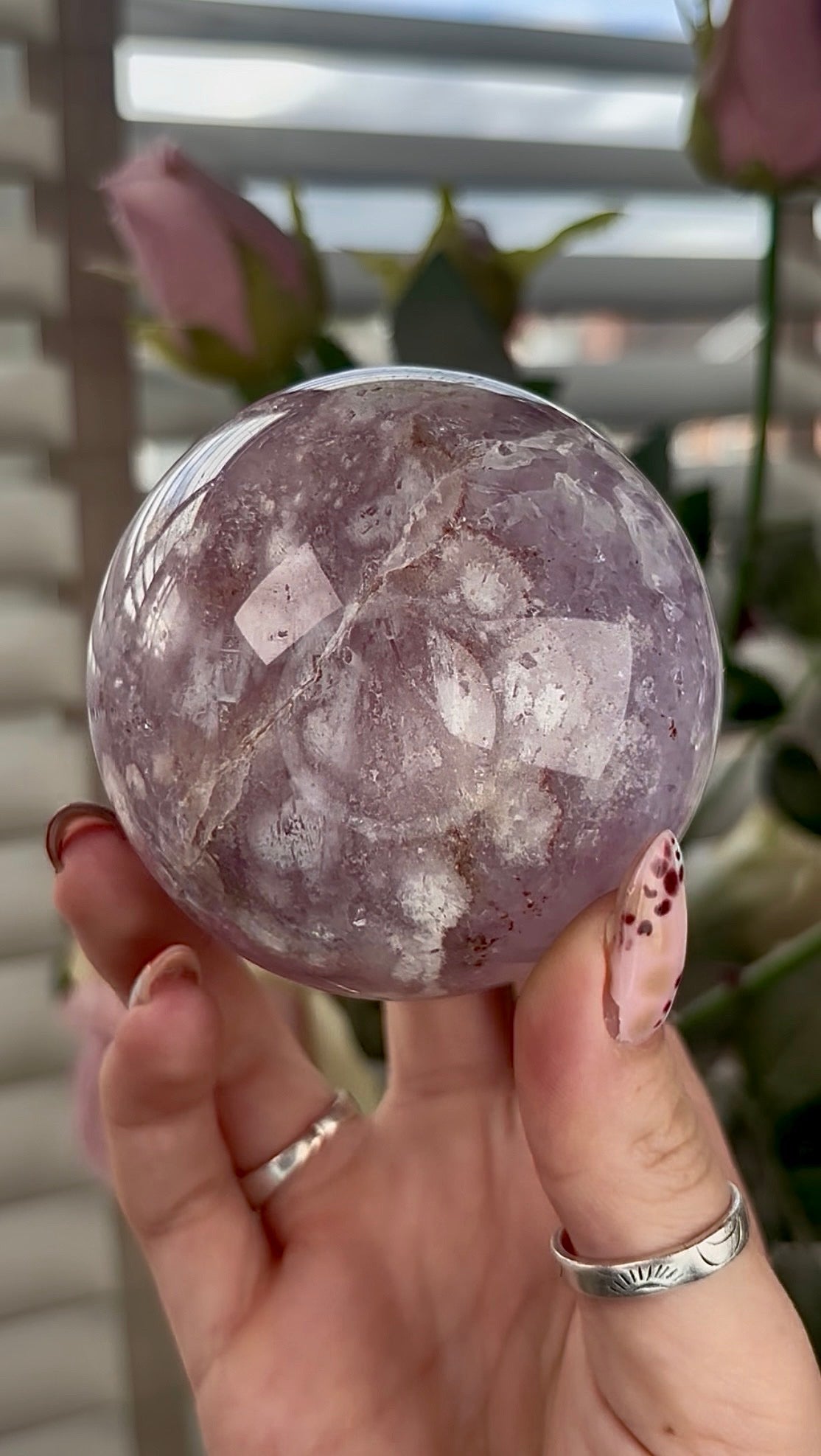 High grade, amethyst Flower agate sphere with high clarity quartz