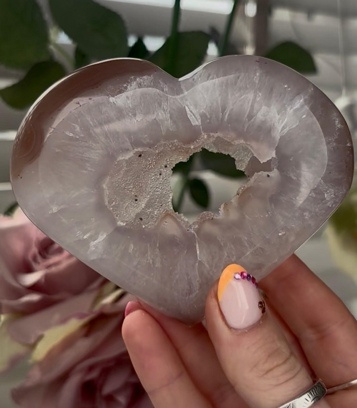 Beautiful, high quality, agate heart with druzy - stand included