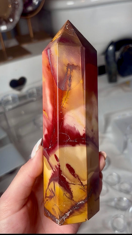 High quality, mookaite jasper tower 17.2cm
