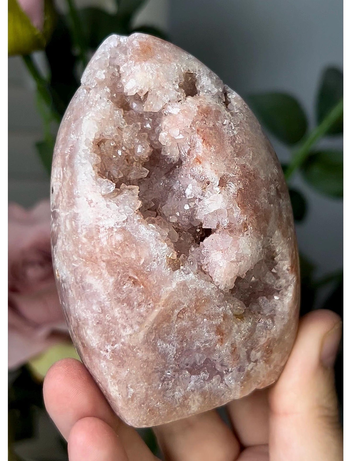 High grade, pink amethyst flame