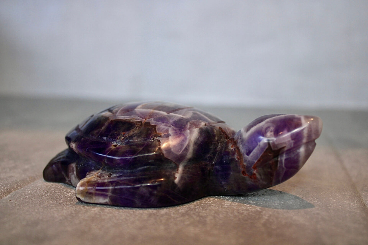 Large dream amethyst sea turtle carving 13cm(L) 9cm(w)