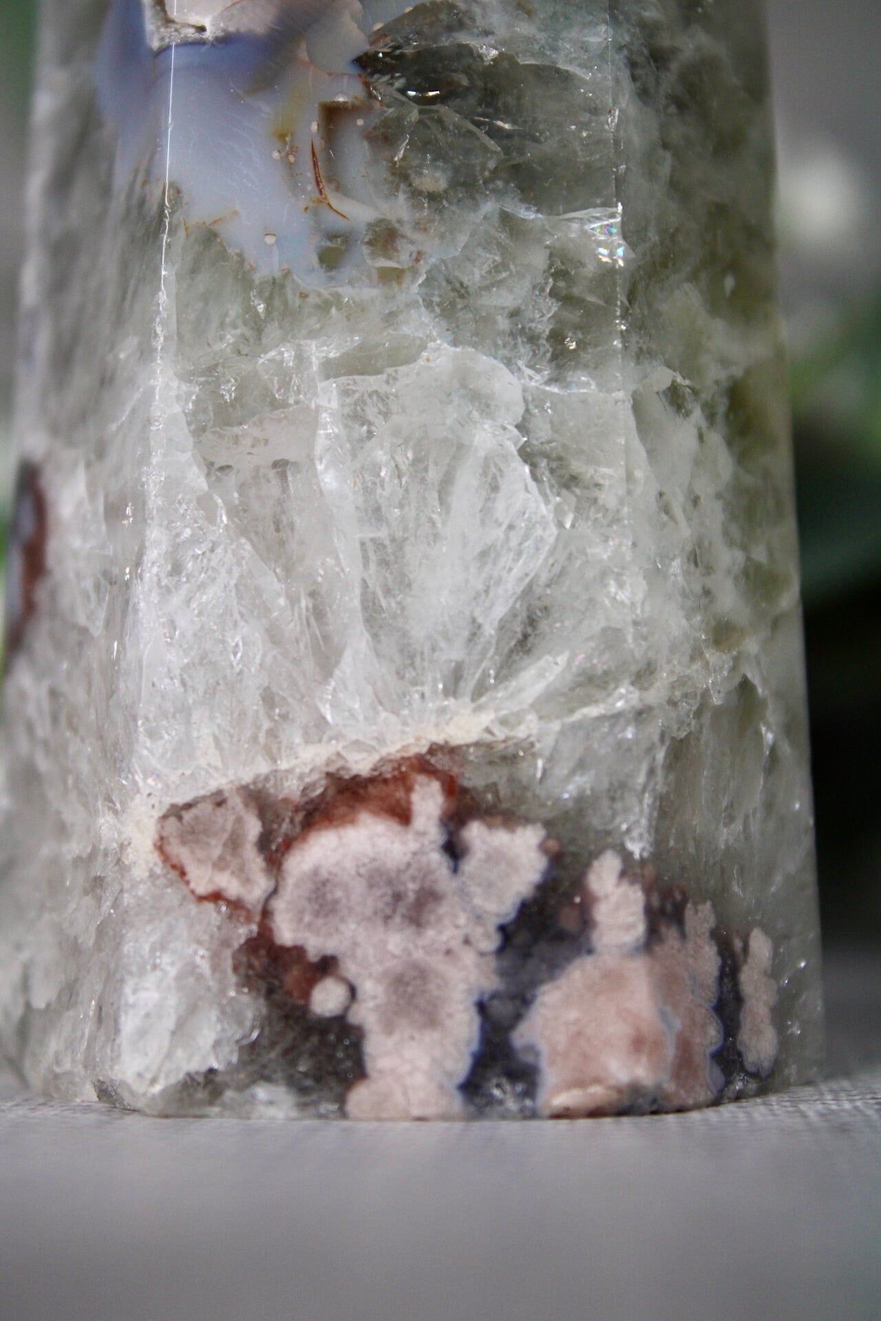 Green, Chlorite quartz, flower agate tower 325g 12cm (H) 4.5cm (W)