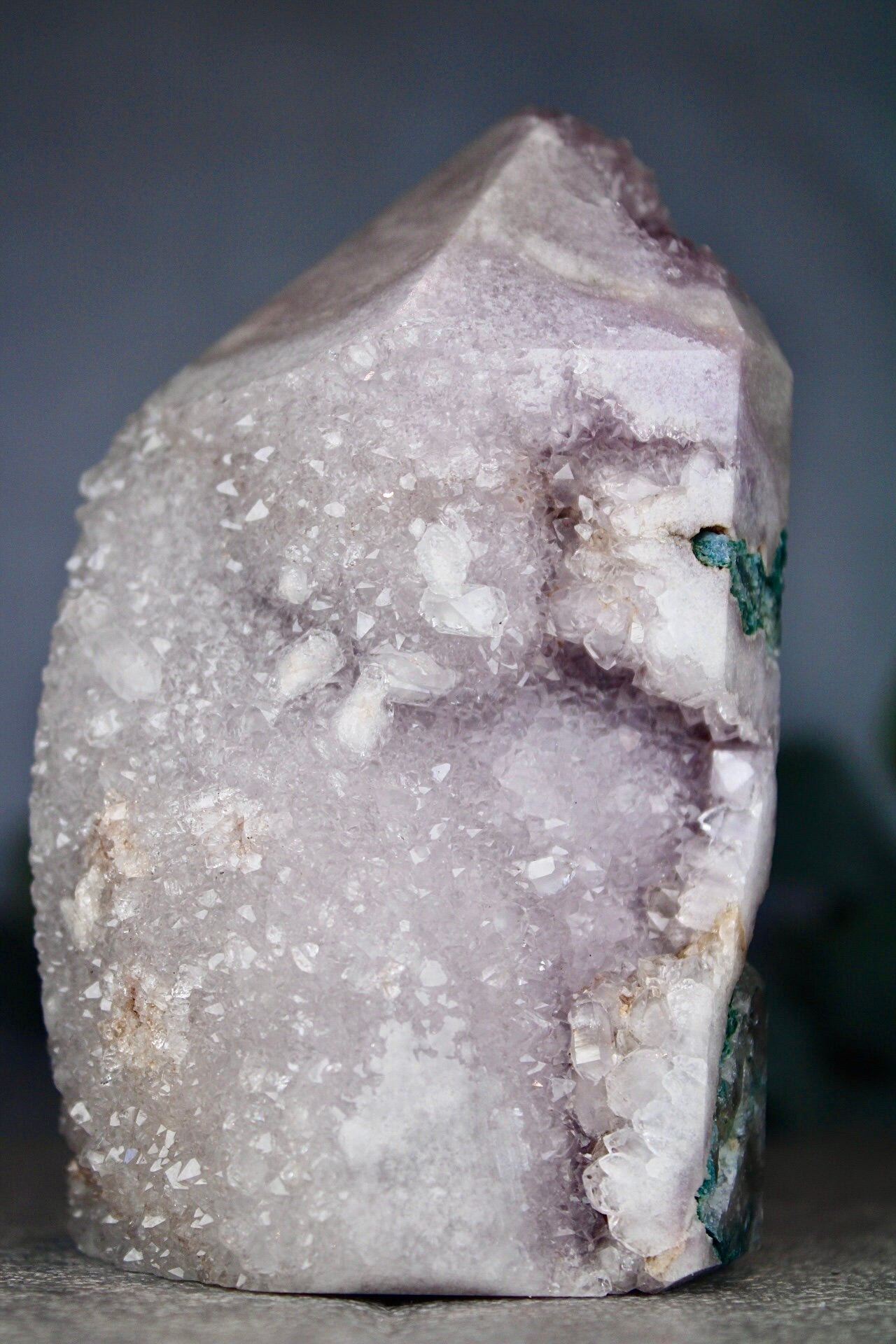 Light purple, pink amethyst tower full of druzy and green jasper 615g 11.5cm(H) 6.5cm(w)