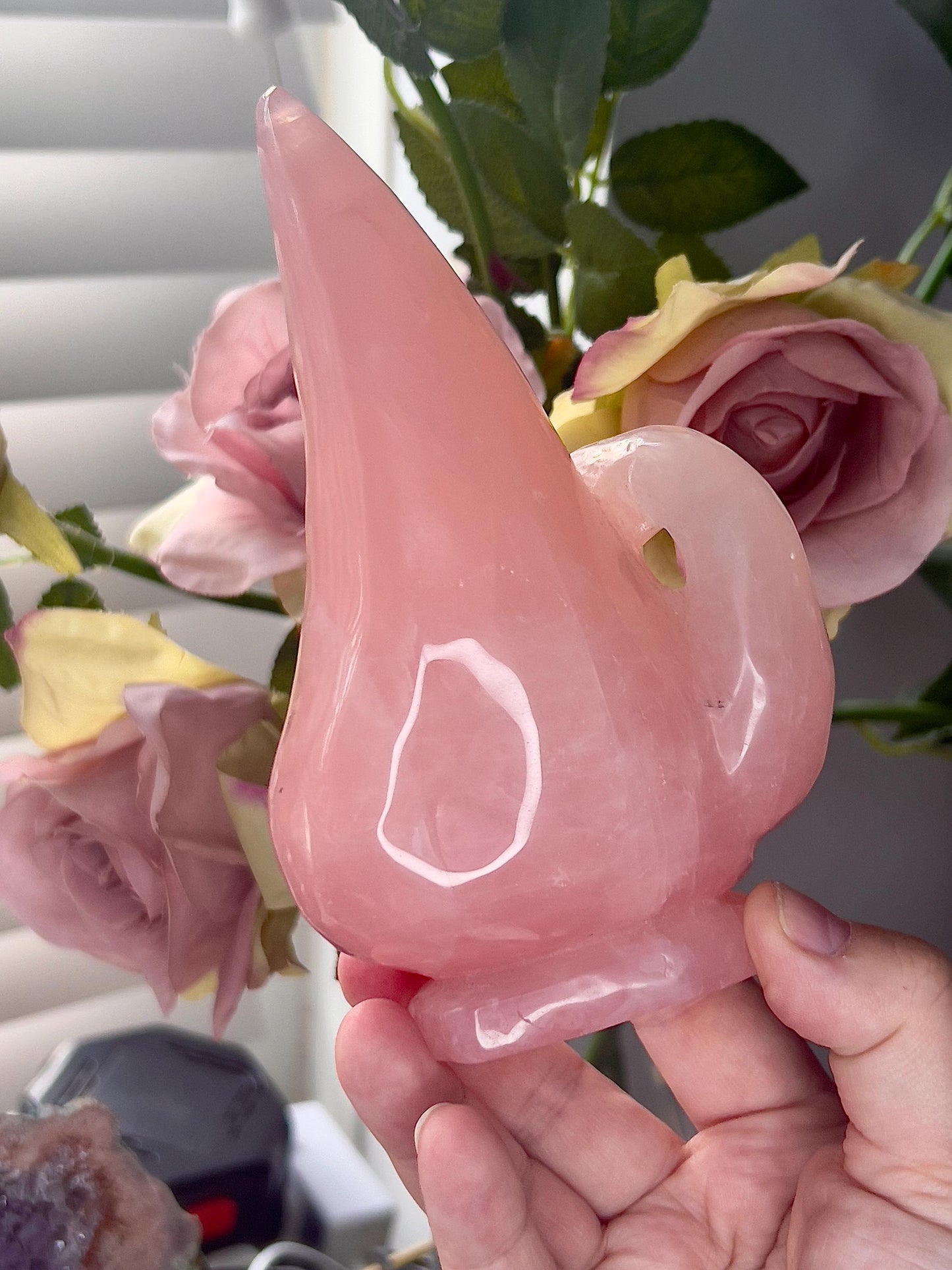 High grade, rose quartz swan carving