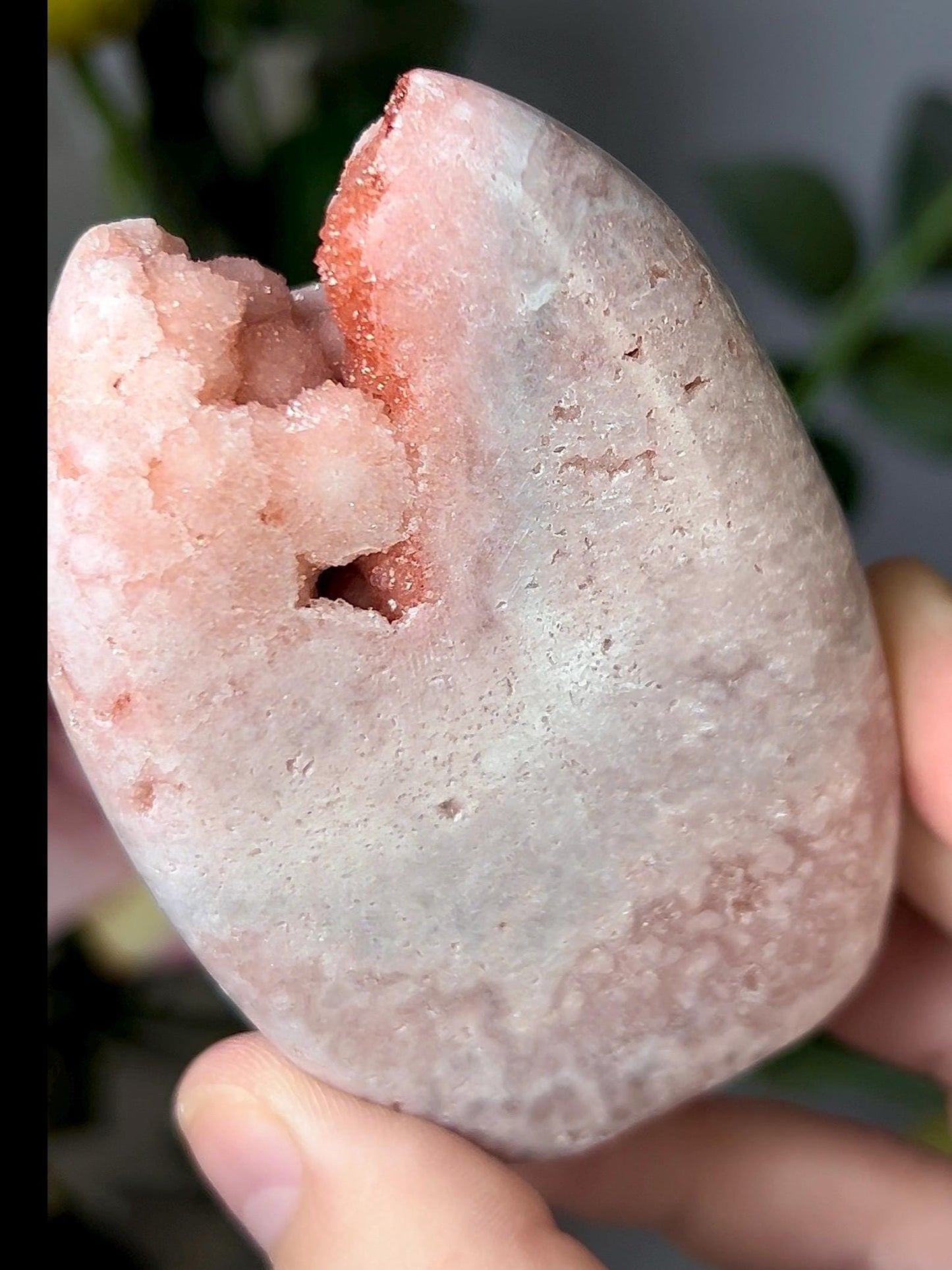 High grade, pink amethyst flame with vibrant peach sugar druzy top