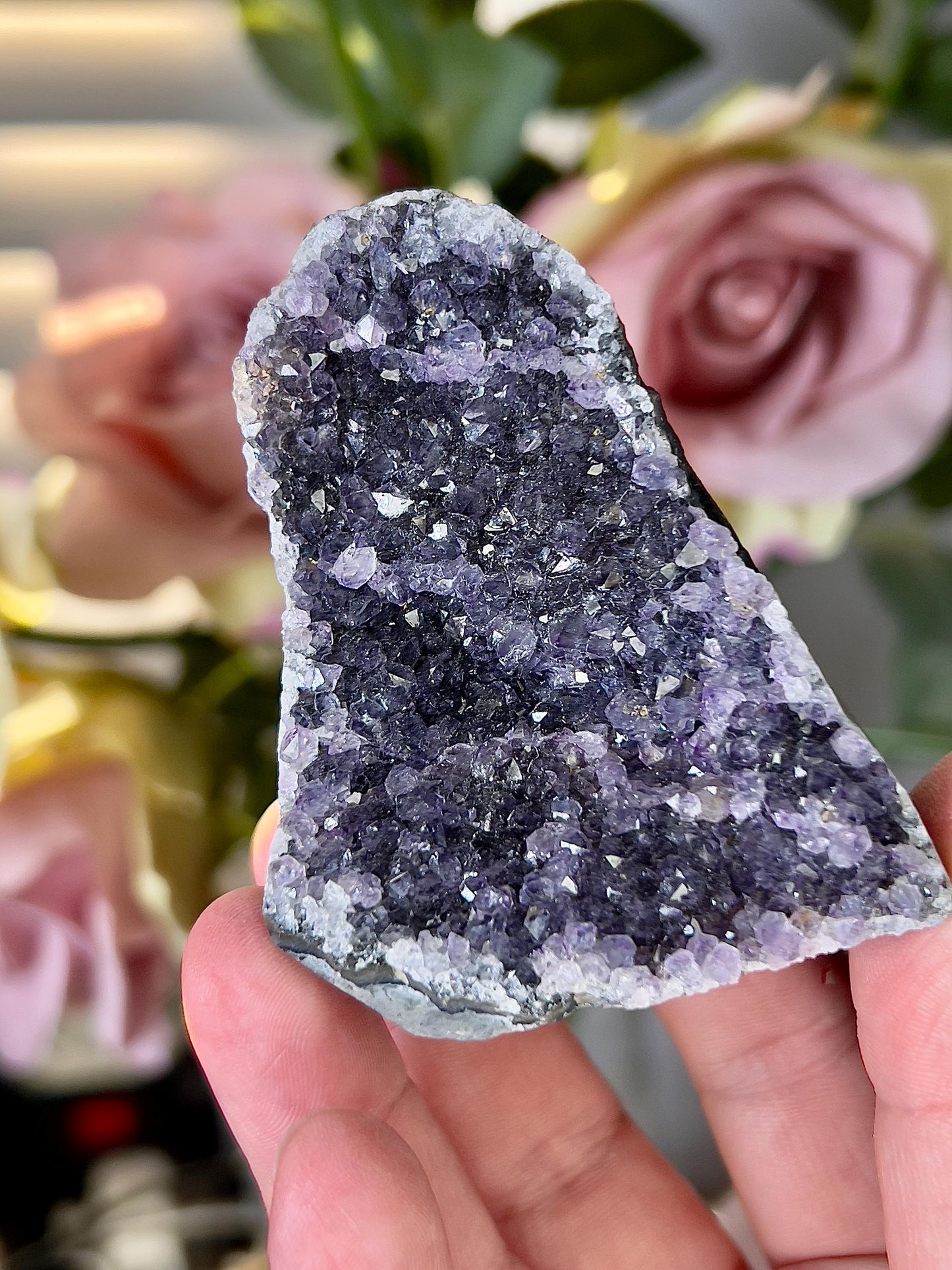 amethyst cutbase freeform - 125g 6cm(h) 6cm(w)