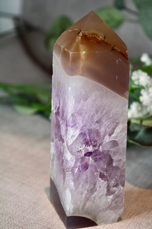 Amethyst agate tower